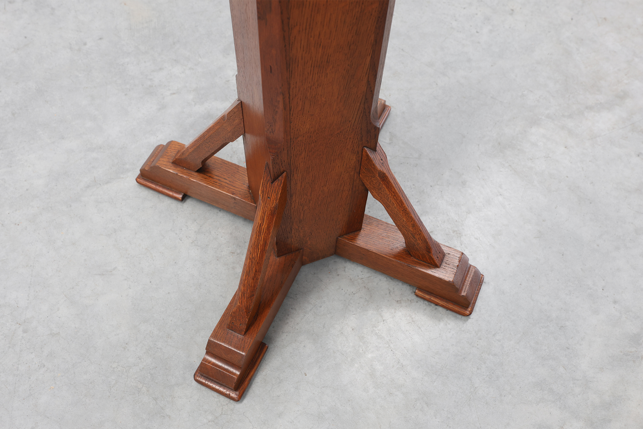Art Deco oak pedestal with pierced brackets and cross base, Belgium 1920sthumbnail